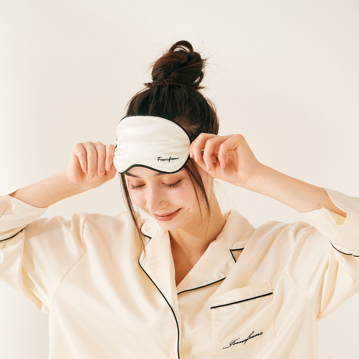 Silk Eye Mask Ivory